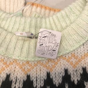 Free People sweater never worn